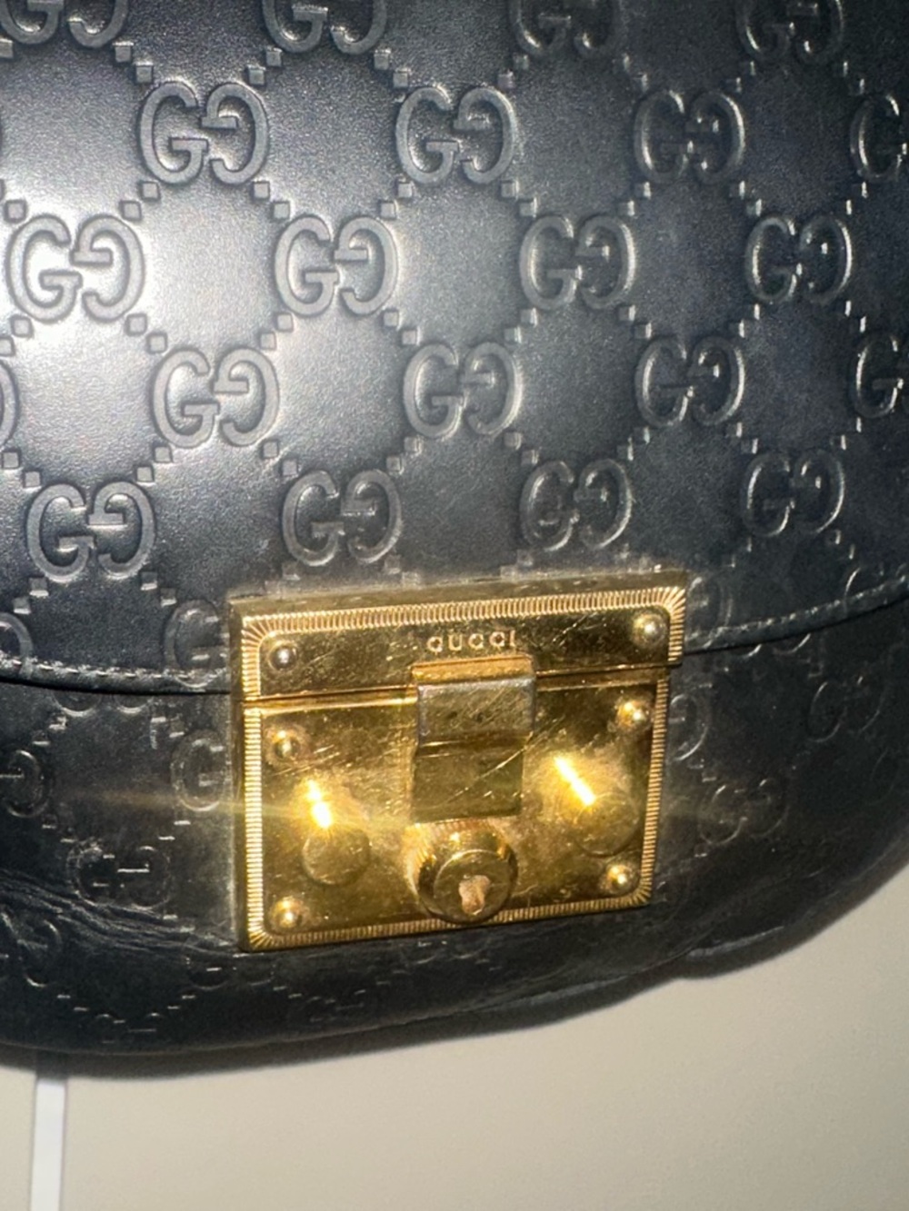 Gucci Black Guccissima Padlock Messenger Bag - Picture 3 of 10